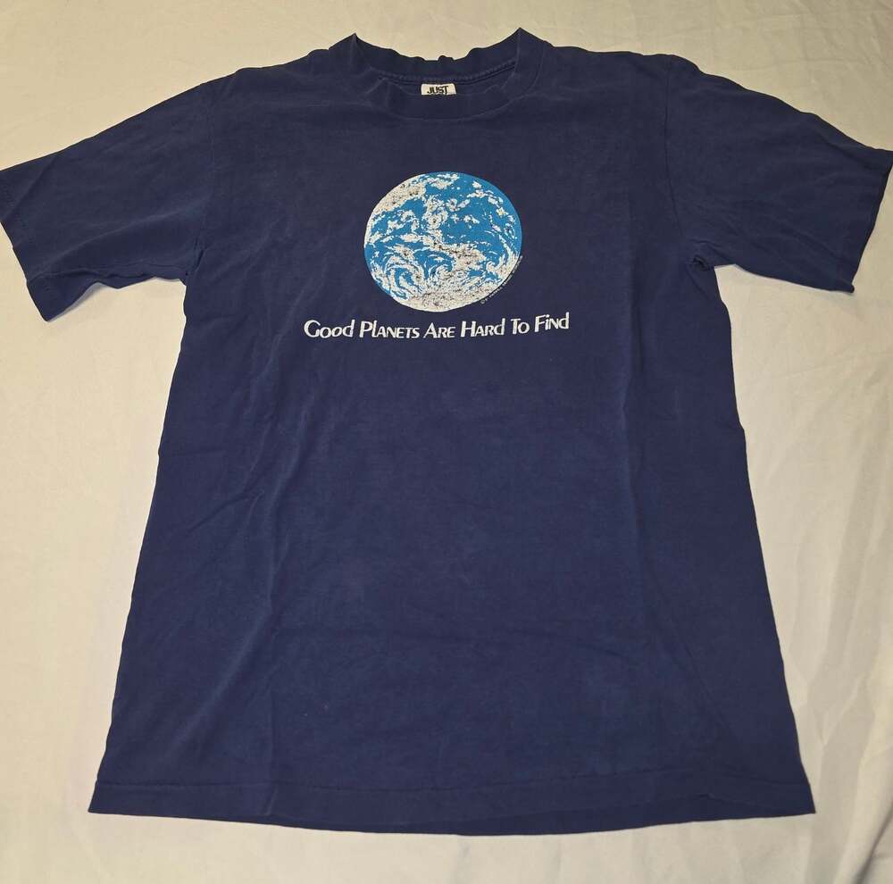 Vintage 80s Just Say Know Good Planets Are Hard To Find Earth Graphic T-Shirt